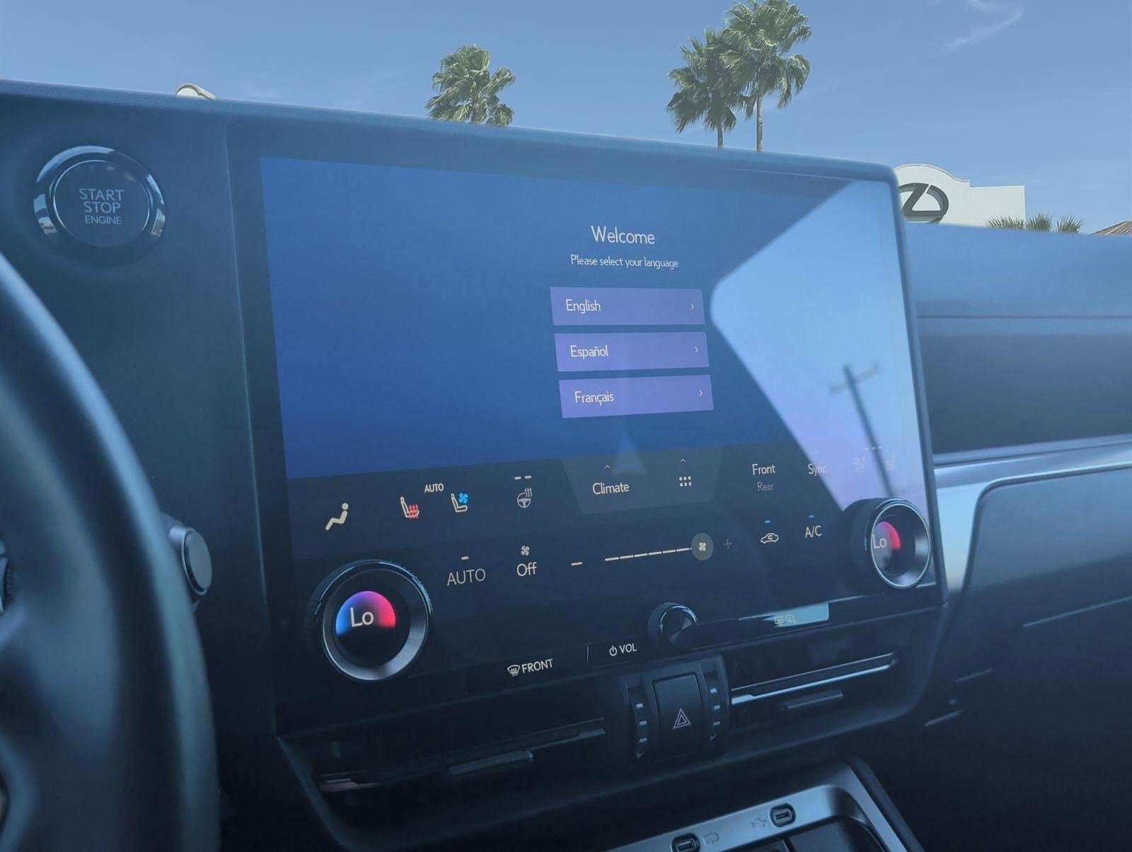 Used 2024 Lexus GX 550 w/ Accessory Package (Z1) image 18