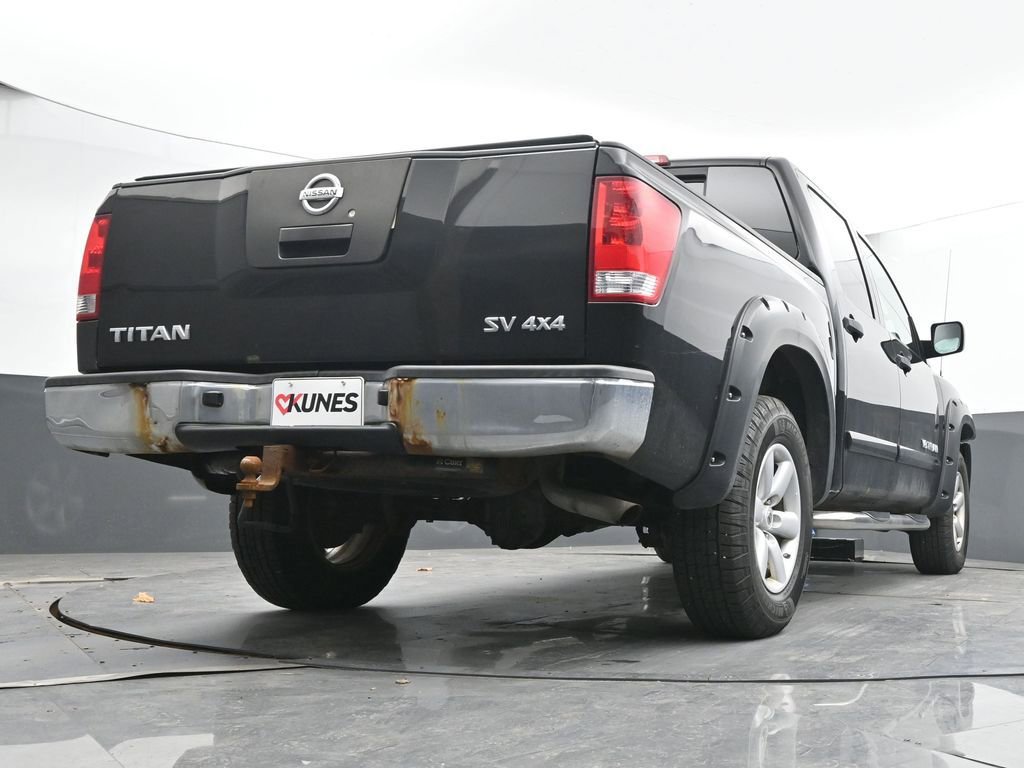 Used 2011 Nissan Titan SV AWD/4WD image 28