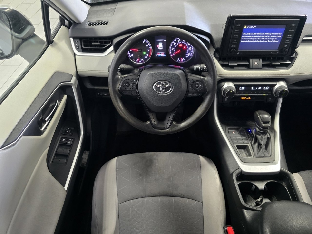 Certified 2021 Toyota RAV4 XLE w/ Carpet Mat Package (TMS) AWD/4WD image 22