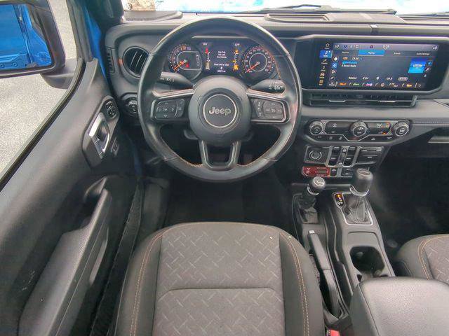 Certified 2024 Jeep Gladiator Mojave image 18