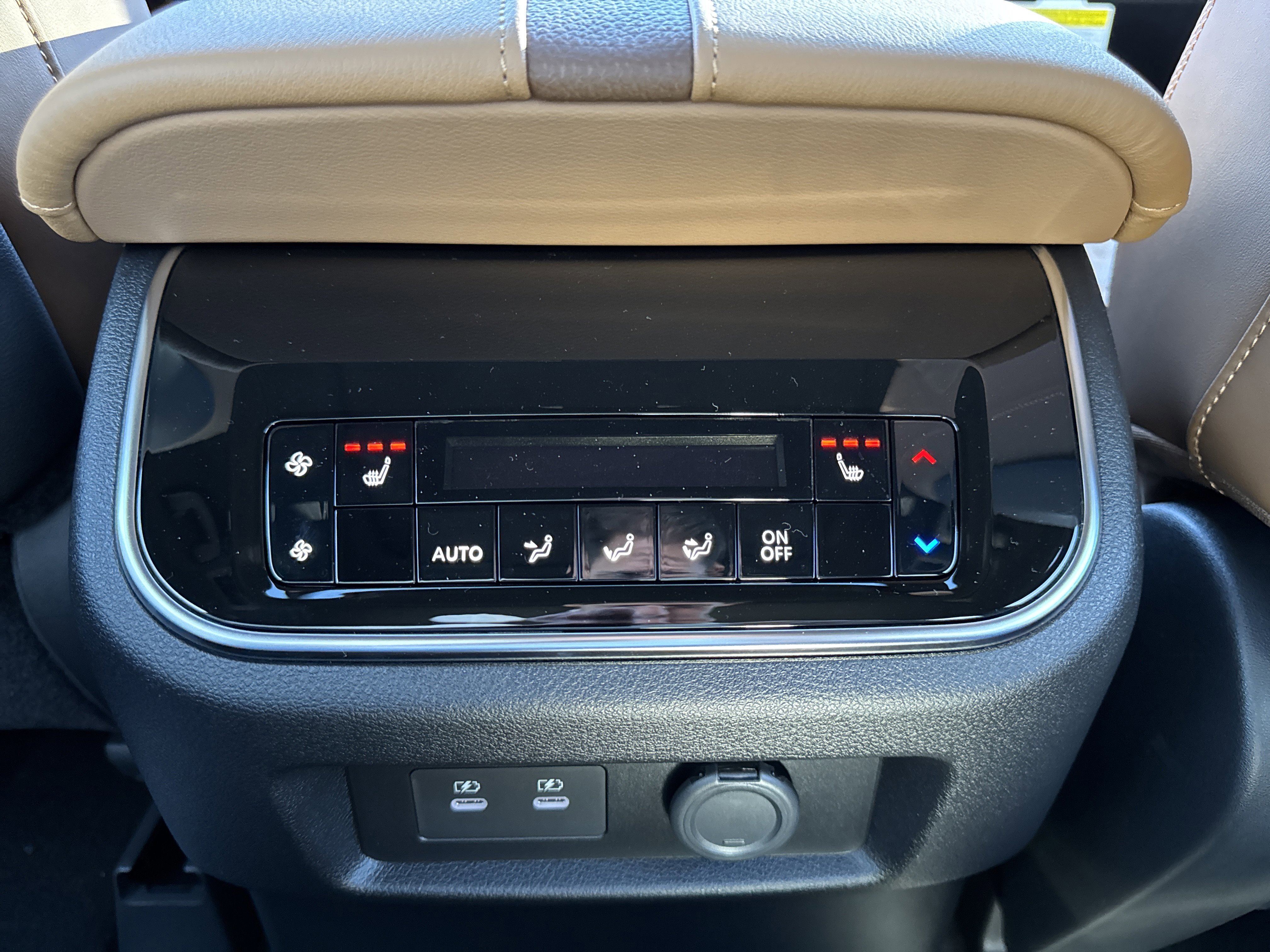 New 2026 Nissan Armada Platinum Reserve image 16