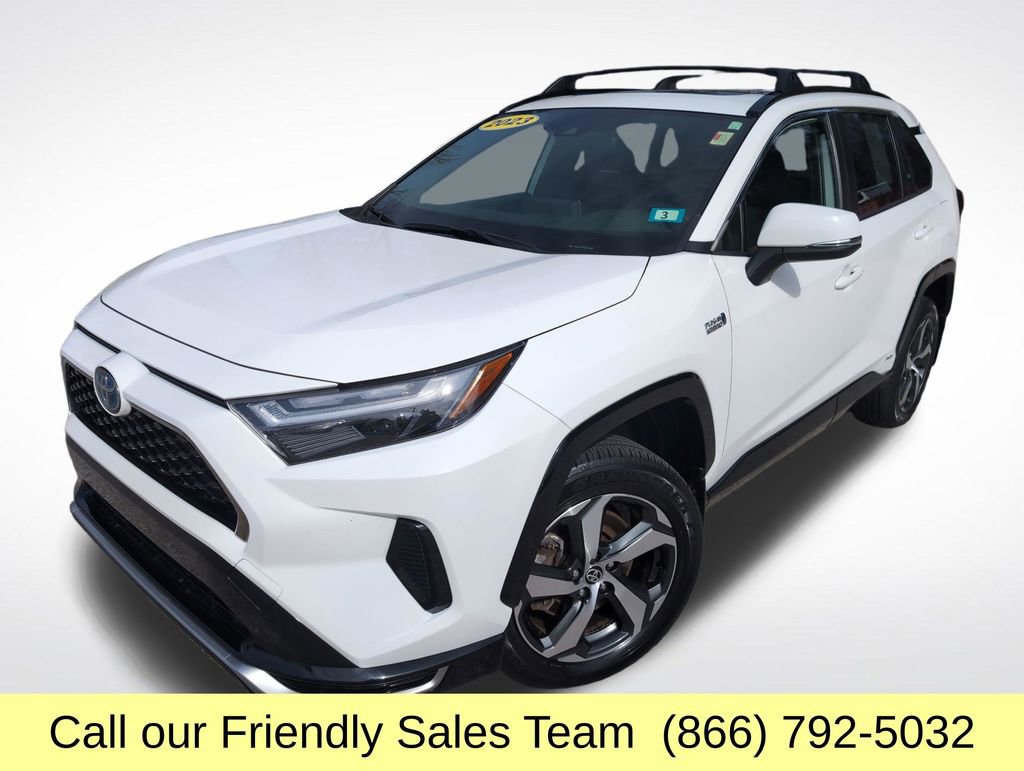 Used 2023 Toyota RAV4 SE w/ Weather & Moonroof Package image 1