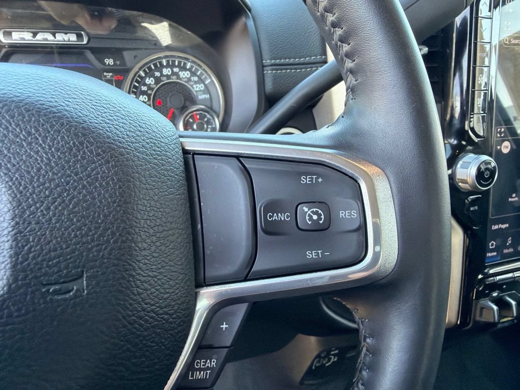 Used 2024 RAM 2500 Laramie AWD/4WD image 19