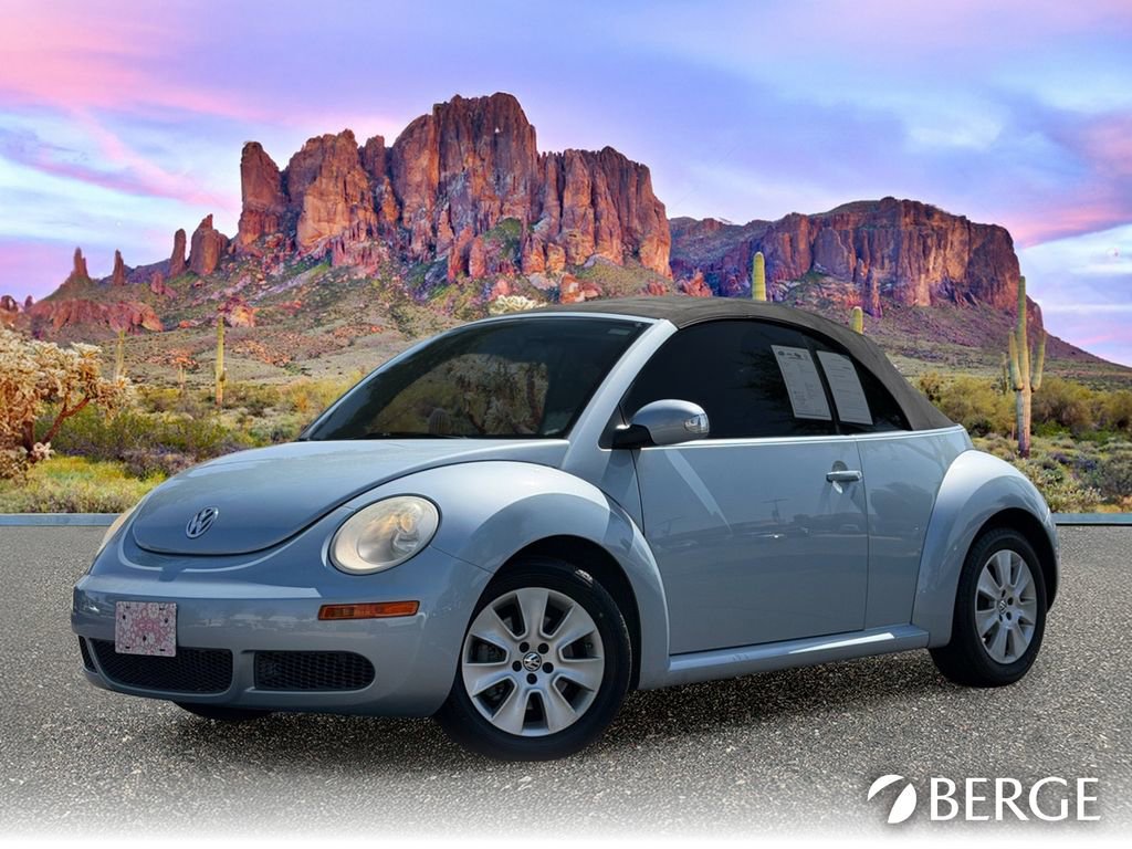 Used 2010 Volkswagen Beetle Final Edition FWD image 2