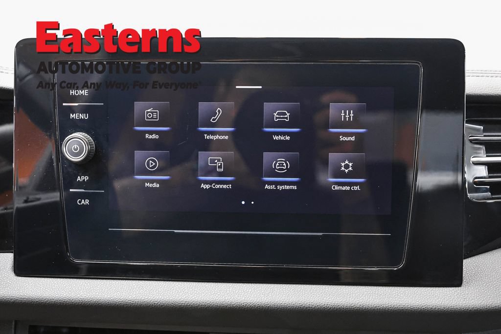 Used 2025 Volkswagen Jetta Sport FWD image 19