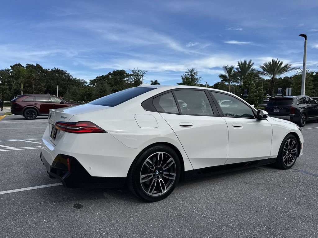 Used 2026 BMW 530i xDrive AWD/4WD image 24