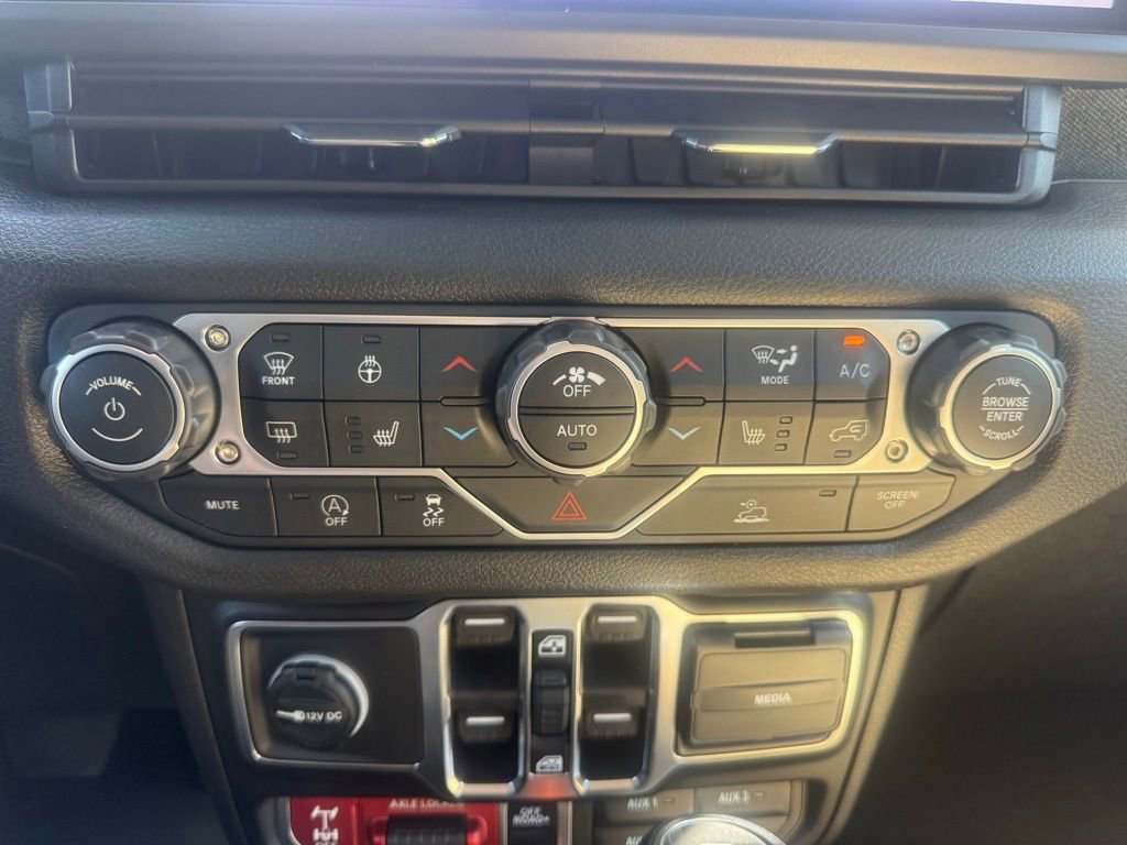 New 2026 Jeep Gladiator Willys AWD/4WD image 21