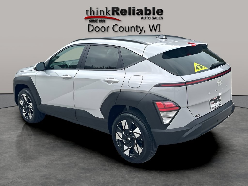 Used 2025 Hyundai Kona SEL AWD/4WD image 3