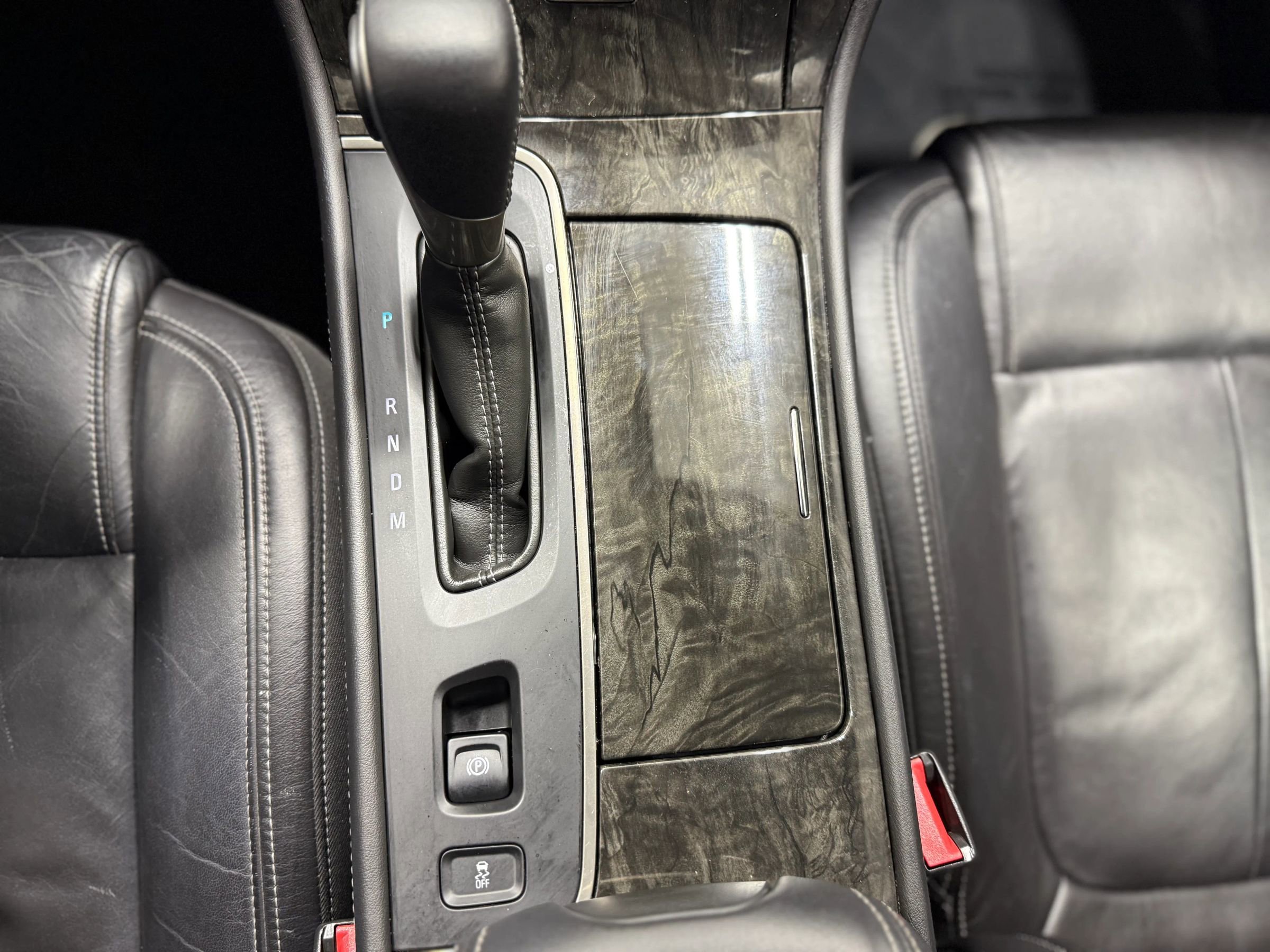 Used 2014 Buick LaCrosse Leather w/ Driver Confidence Package image 20