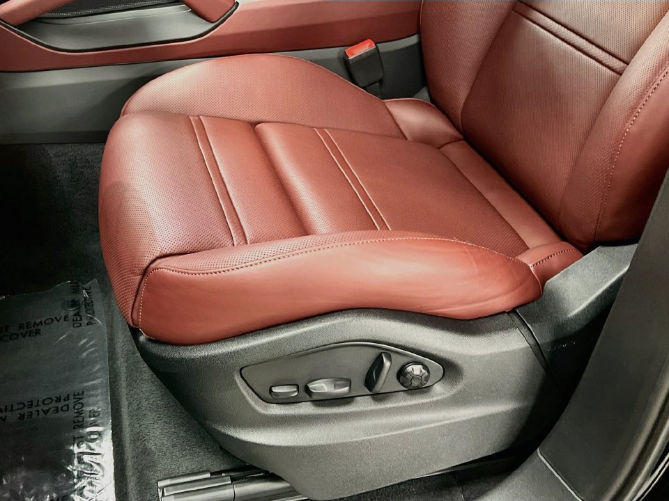 Certified 2026 Porsche Cayenne Coupe AWD/4WD image 22
