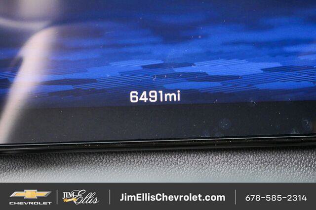 Used 2026 Chevrolet Traverse LT w/ Sun and Wheel Package FWD image 11