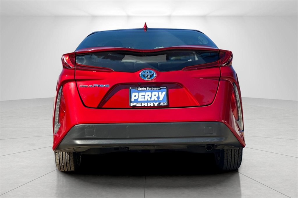 Used 2017 Toyota Prius Prime Premium image 5