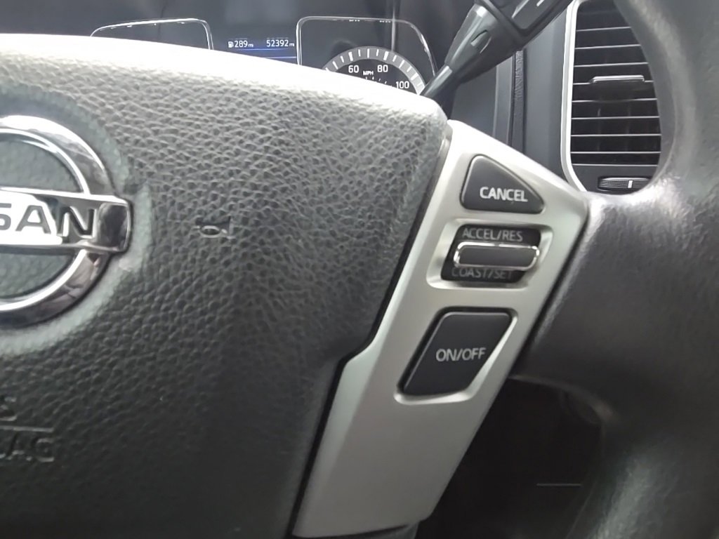 Used 2019 Nissan Titan S image 13