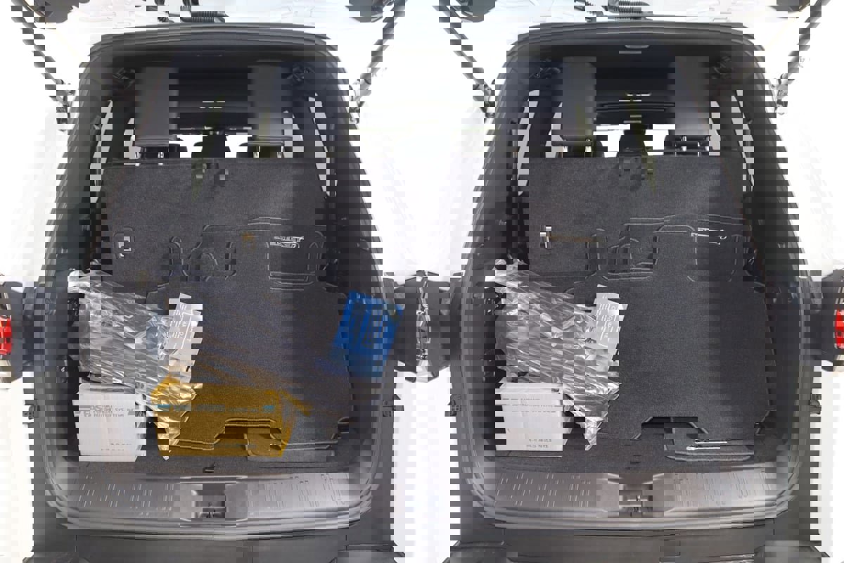 Used 2025 Lexus LX 600 4WD w/ Luxury Package image 58