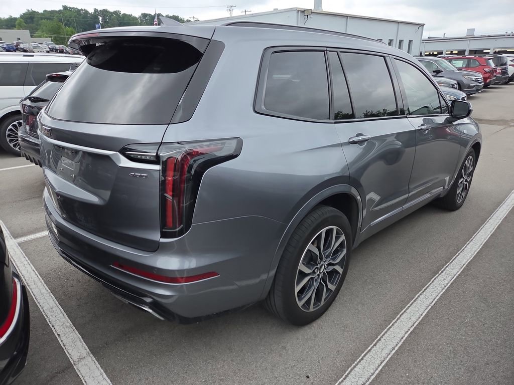 Used 2021 Cadillac XT6 Sport w/ LPO, Floor Liner Package AWD/4WD image 5