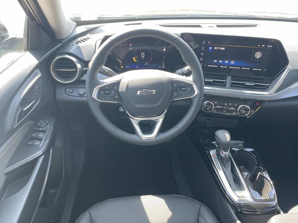 New 2026 Chevrolet Trax ACTIV w/ Sunroof Package FWD image 12