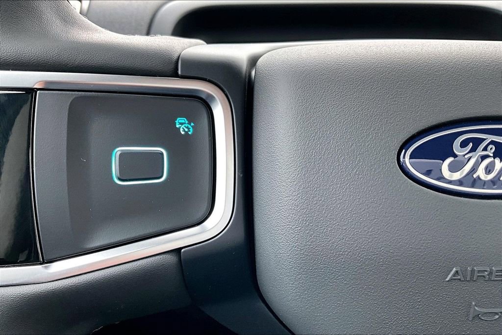 New 2025 Ford Expedition Max Active image 18