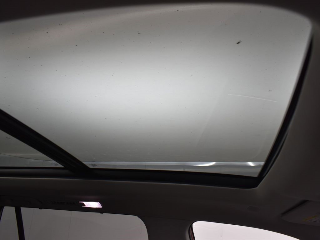 Used 2025 Toyota Grand Highlander FWD image 29