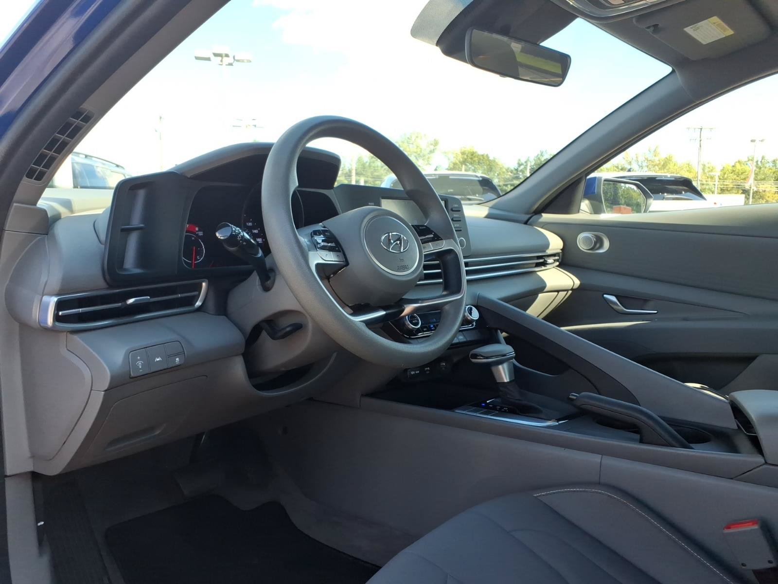 Certified 2023 Hyundai Elantra SEL FWD image 21