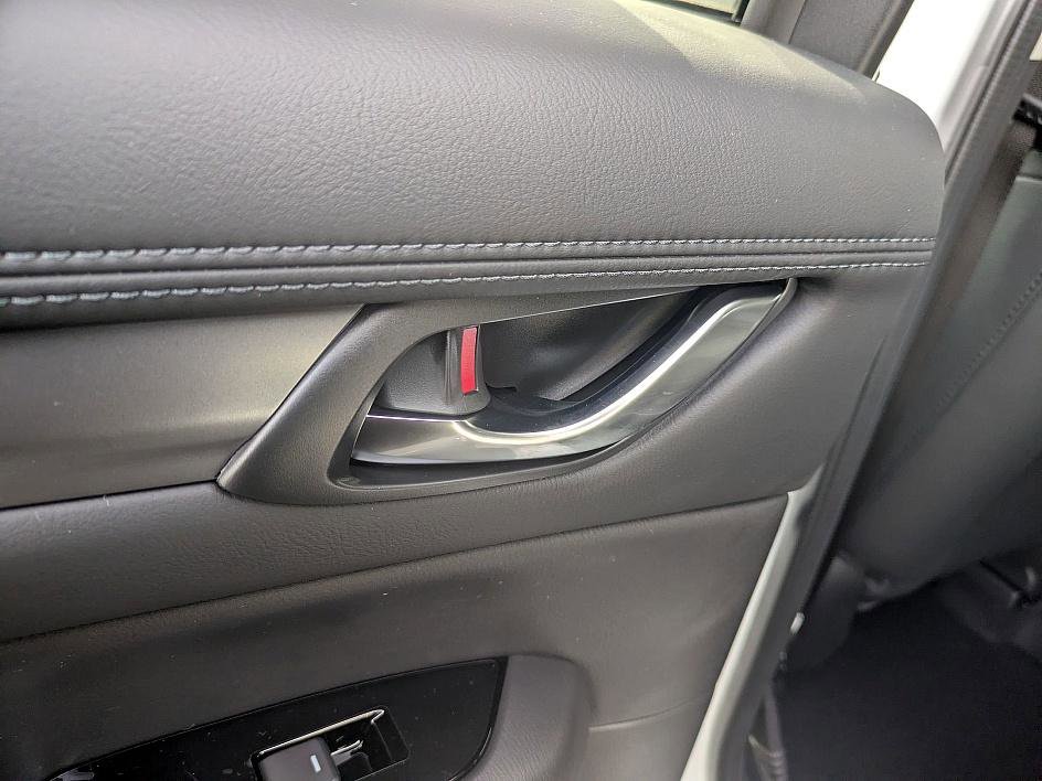 New 2025 MAZDA CX-5 AWD 2.5 S w/ Preferred Package image 23