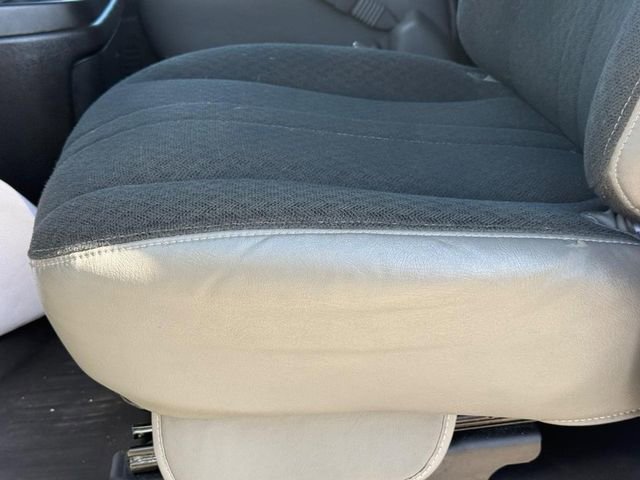 Used 2024 Chevrolet Express 2500 Work Van w/ Driver Convenience Package image 23