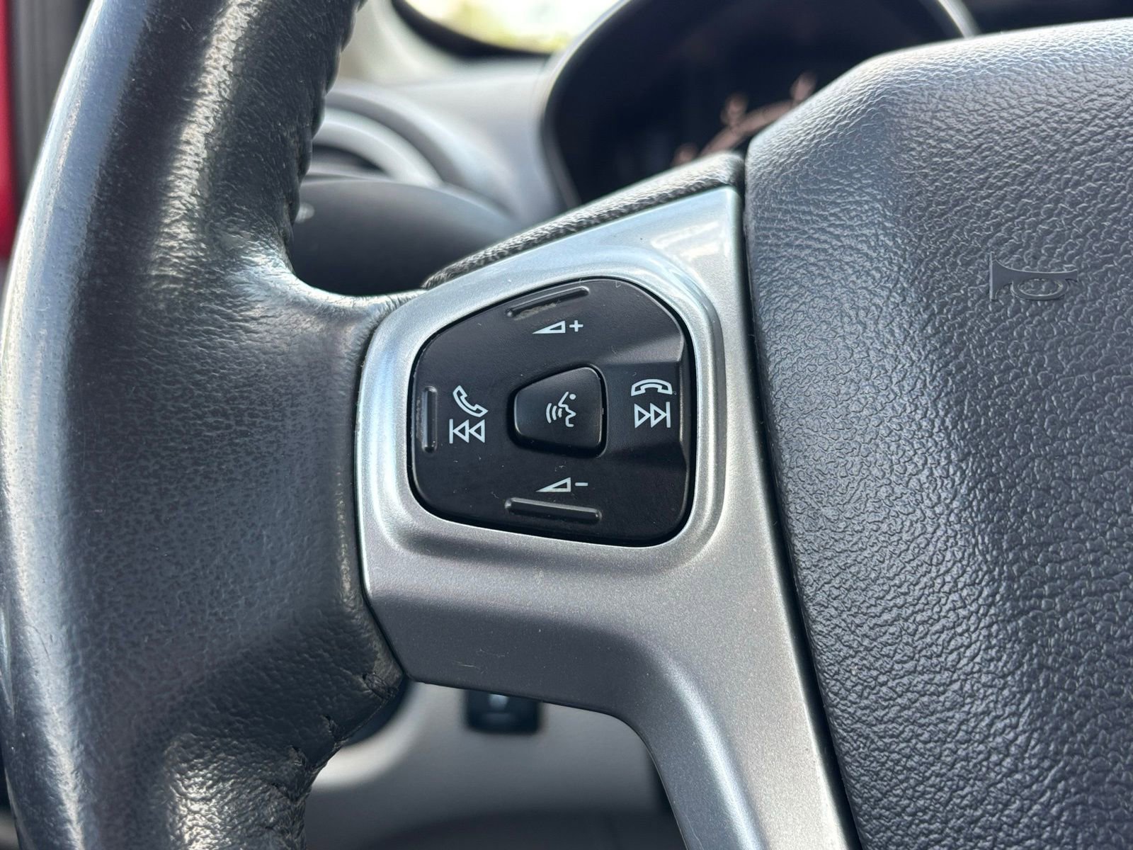 Used 2016 Ford Fiesta SE FWD image 17