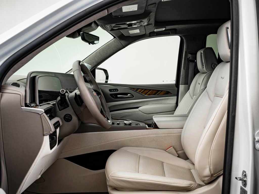 Used 2023 Cadillac Escalade Premium Luxury Platinum image 25