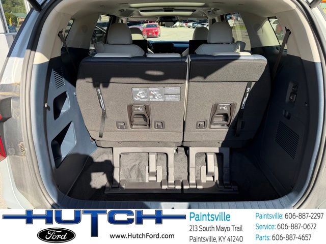 Used 2025 Kia Carnival SX Prestige FWD image 15