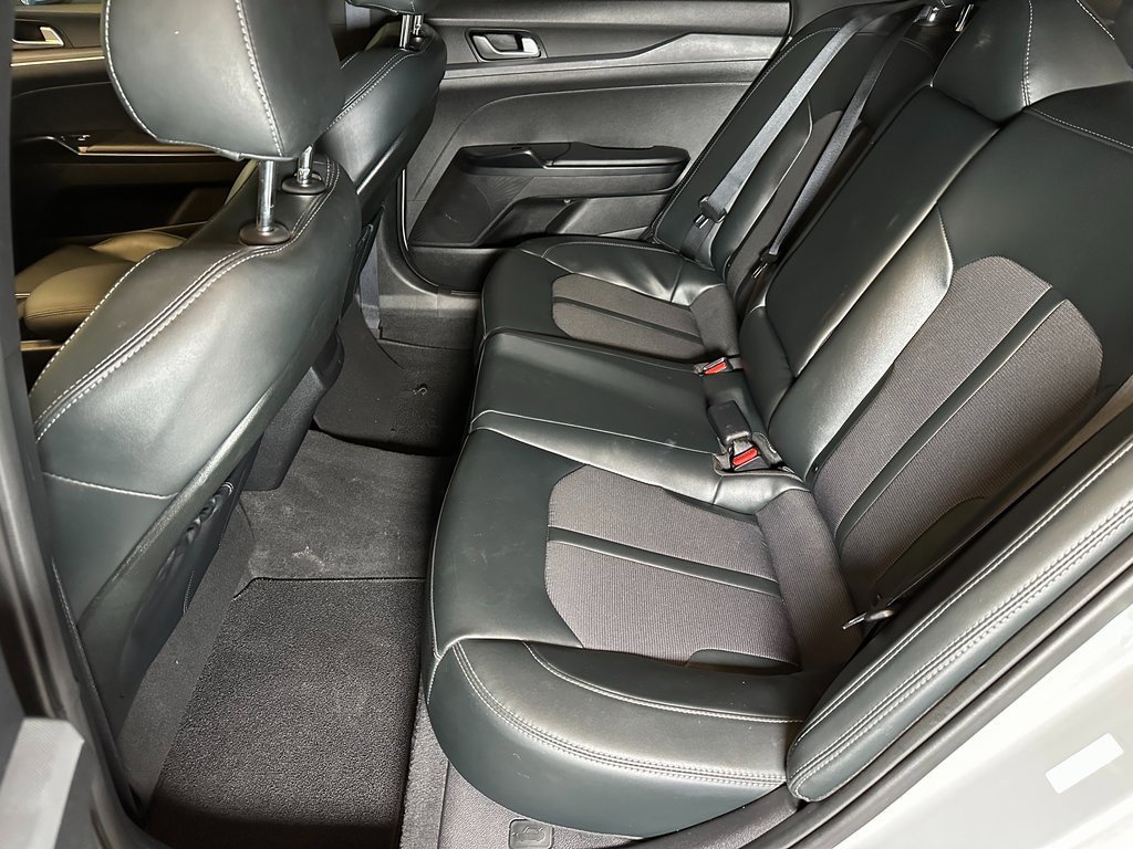 Used 2023 Kia K5 GT-Line w/ GT-Line Premium Package image 19