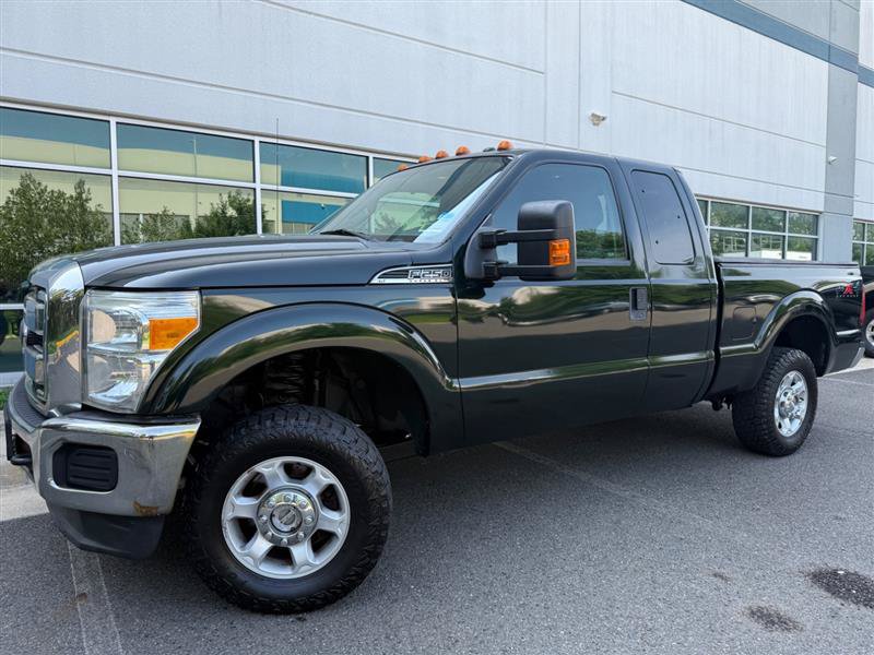 Used 2013 Ford F250 XLT w/ FX4 Off Road Pkg AWD/4WD image 2