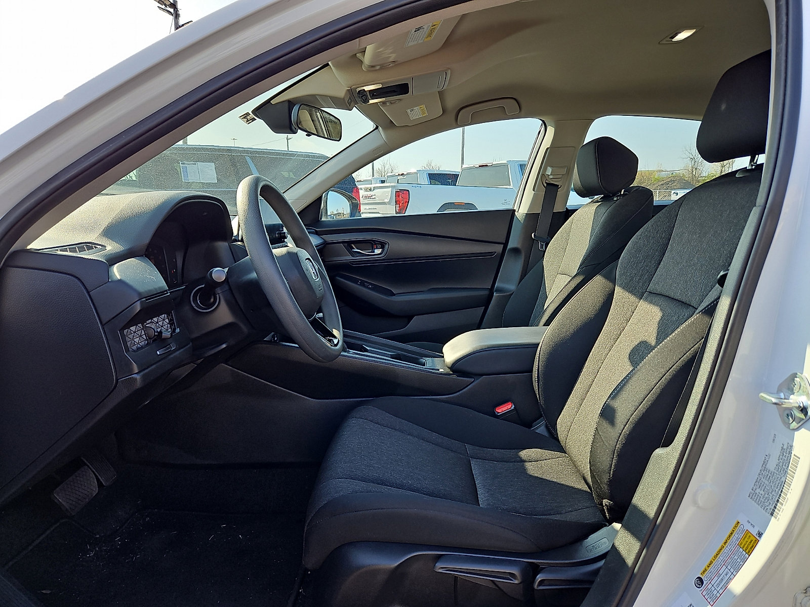 Used 2023 Honda Accord LX image 13