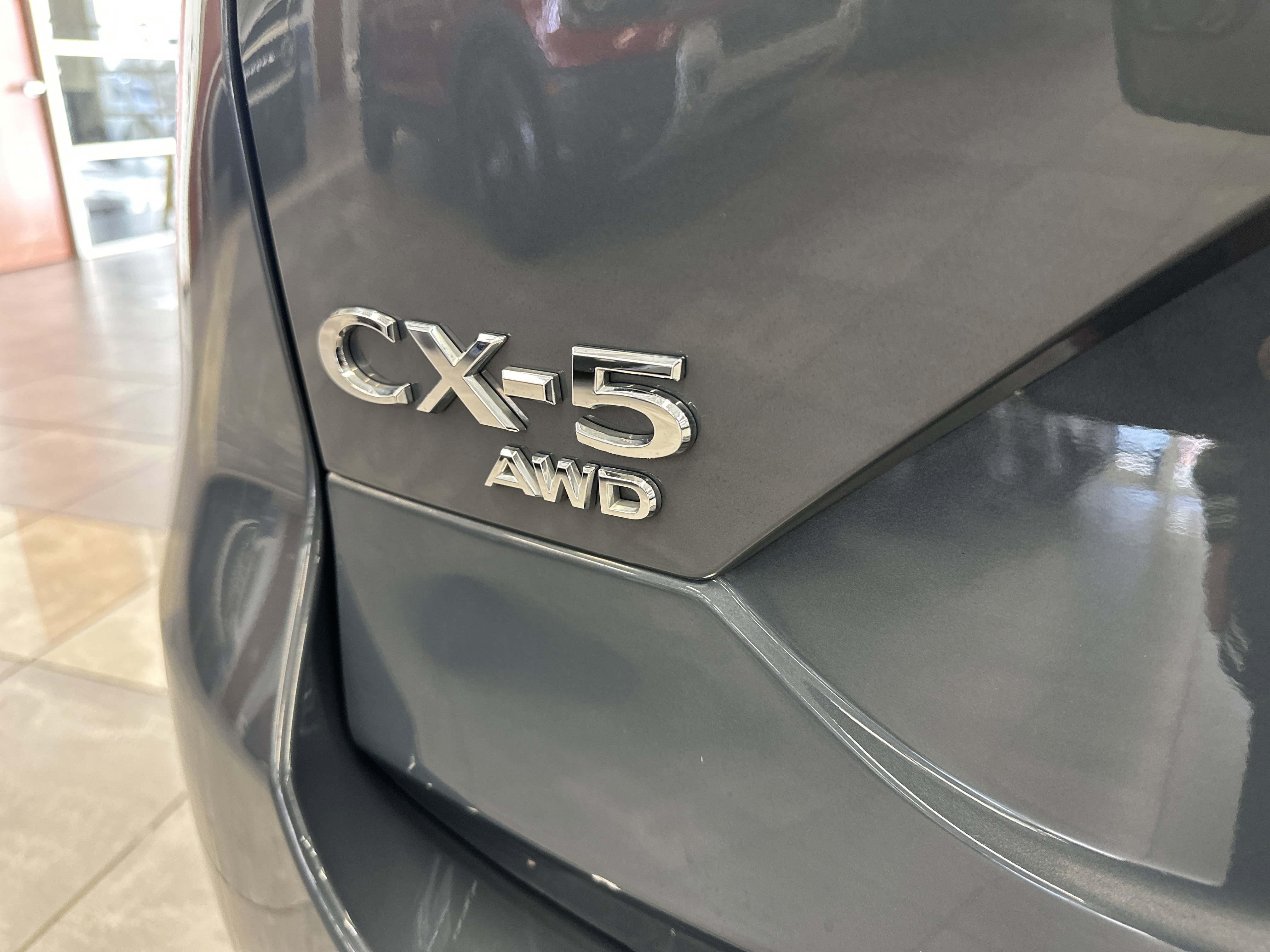 Used 2023 MAZDA CX-5 Carbon Edition image 10