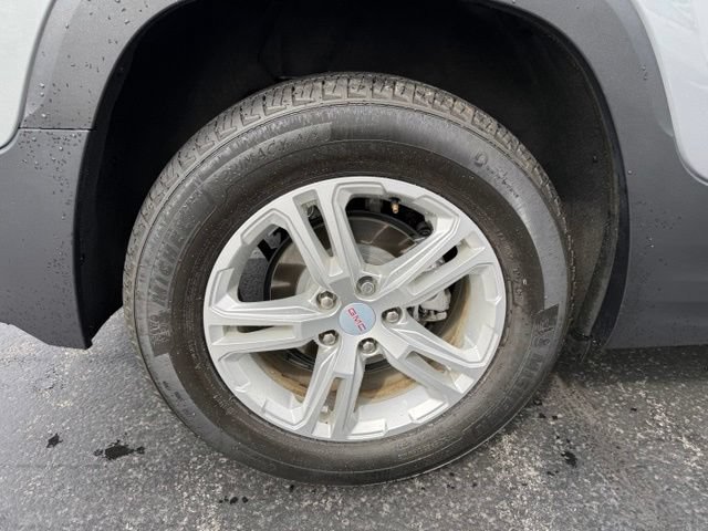 Used 2023 GMC Terrain SLE w/ Driver Convenience Package FWD image 5
