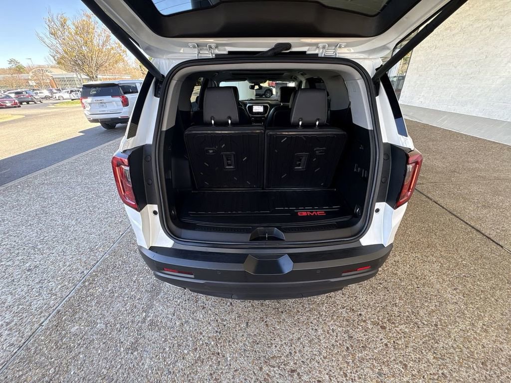 Certified 2023 GMC Acadia SLT w/ Elevation Edition image 27