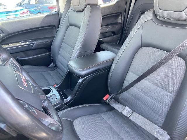 Used 2022 GMC Canyon AT4 AWD/4WD image 13