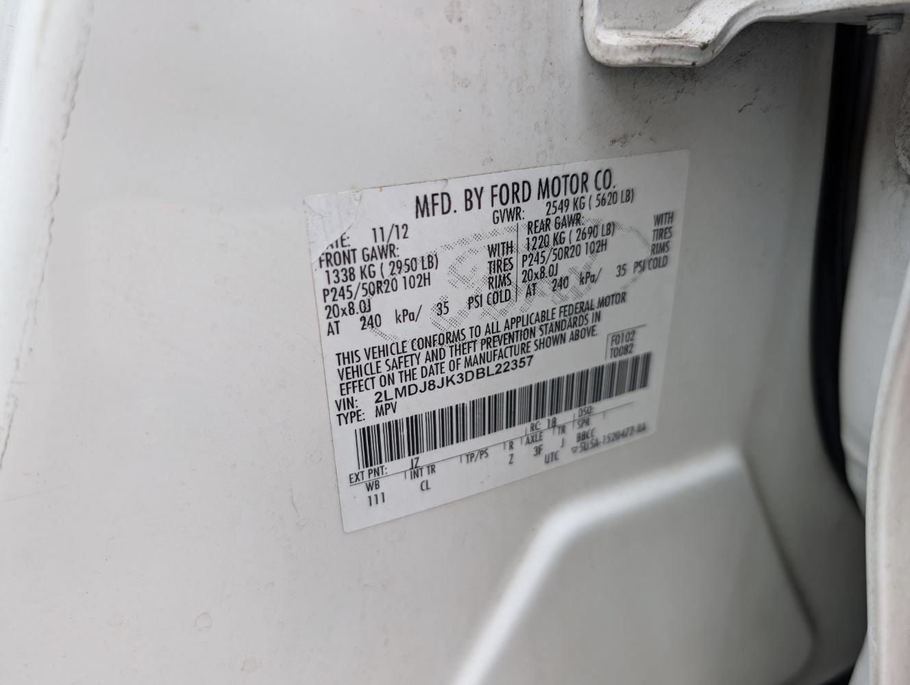 Used 2013 Lincoln MKX AWD image 25