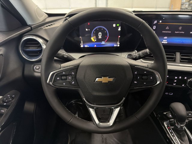 New 2026 Chevrolet Trax LT w/ LT Convenience Package FWD image 30