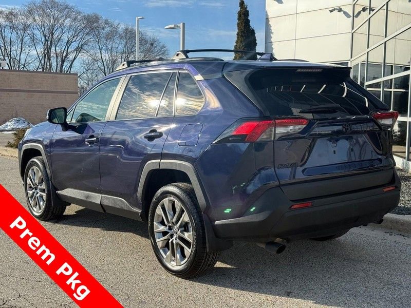 Used 2022 Toyota RAV4 XLE Premium w/ Carpet Mat Package (TMS) image 6