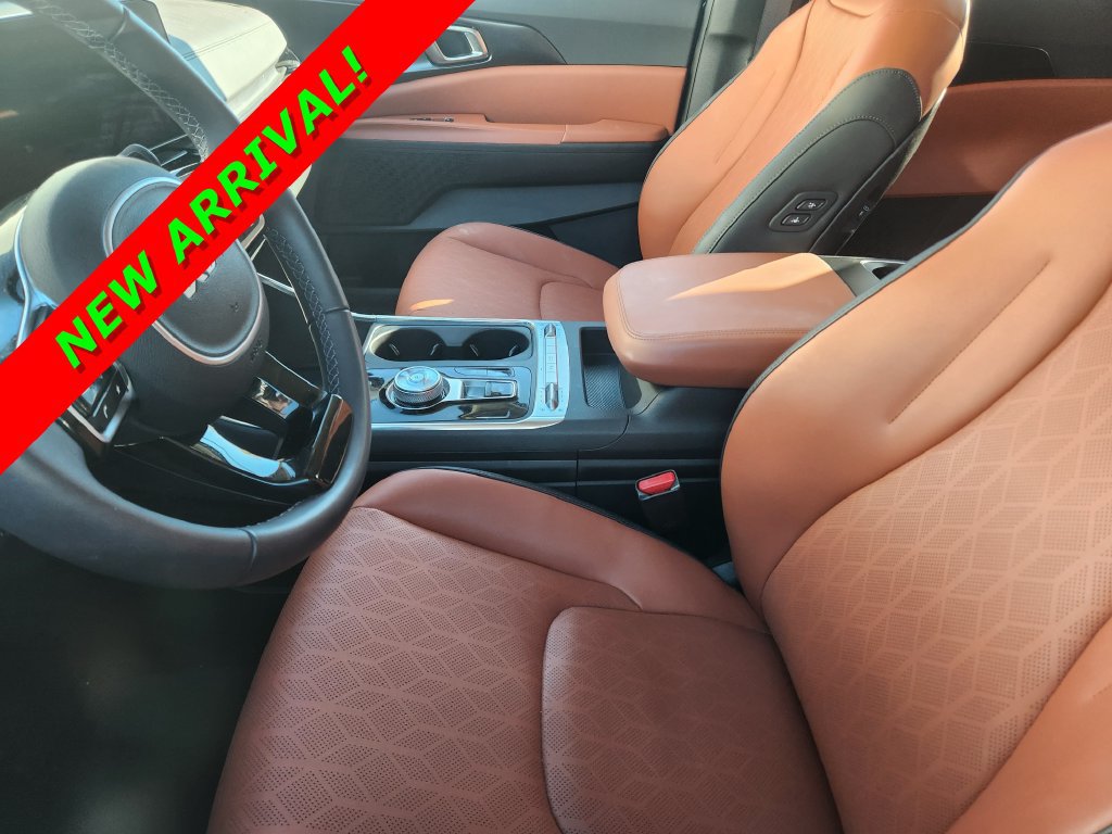 Used 2026 Kia Carnival SX w/ SX Dark Edition Package FWD image 15