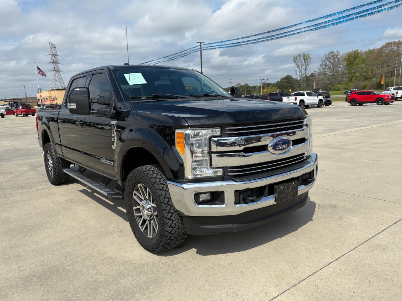 Used 2017 Ford F250 Lariat w/ Lariat Value Package image 4