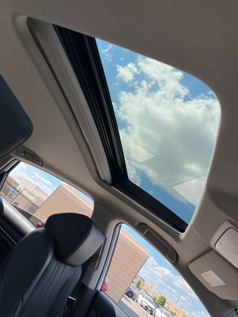 Used 2020 Honda Accord Touring image 31