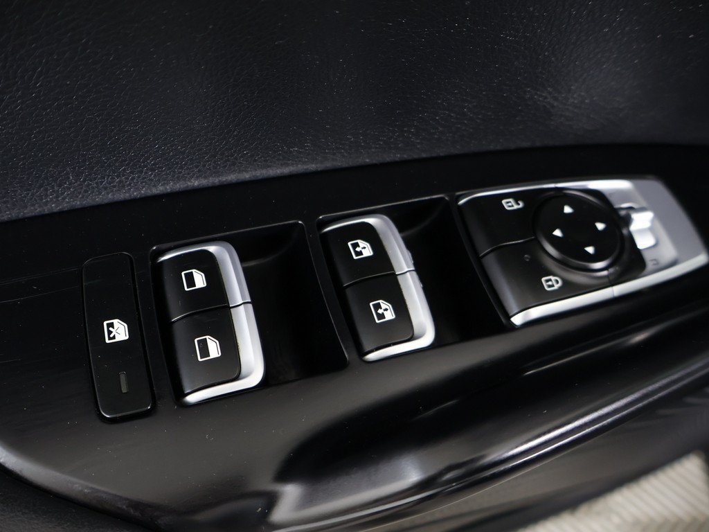 Used 2021 Kia K5 GT-Line FWD image 36
