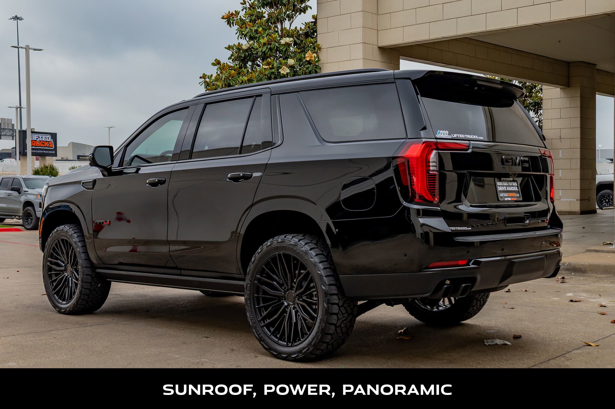 Used 2026 GMC Yukon AT4 Ultimate AWD/4WD image 7