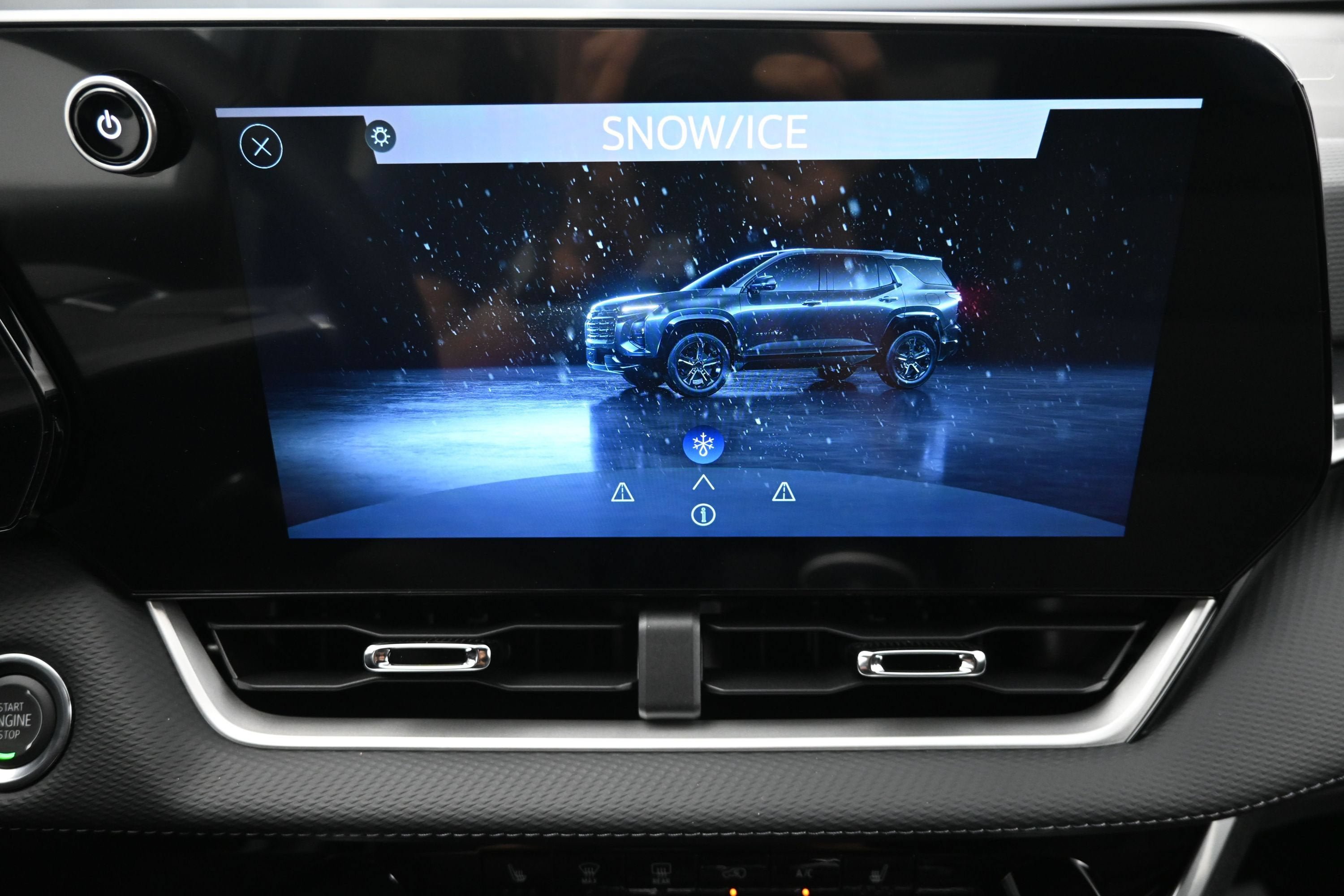 New 2027 Chevrolet Equinox LT FWD image 23