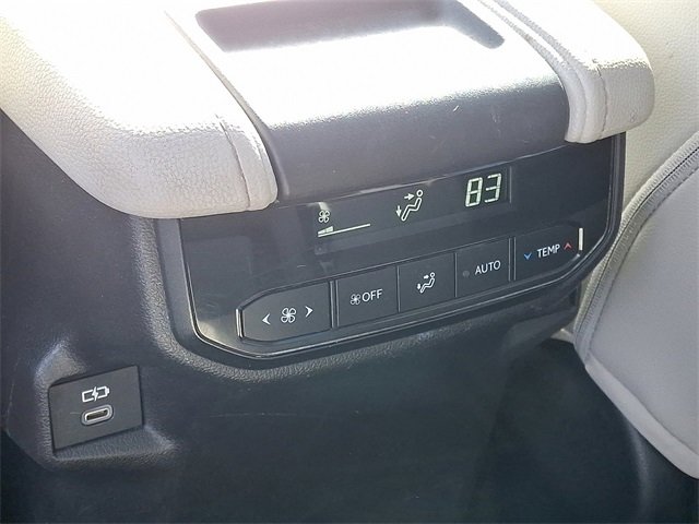 Certified 2024 Toyota Grand Highlander XLE image 12