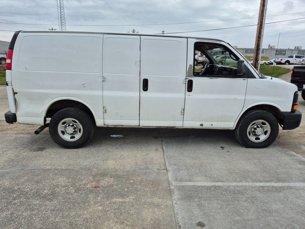 Used 2015 Chevrolet Express 2500 RWD image 6