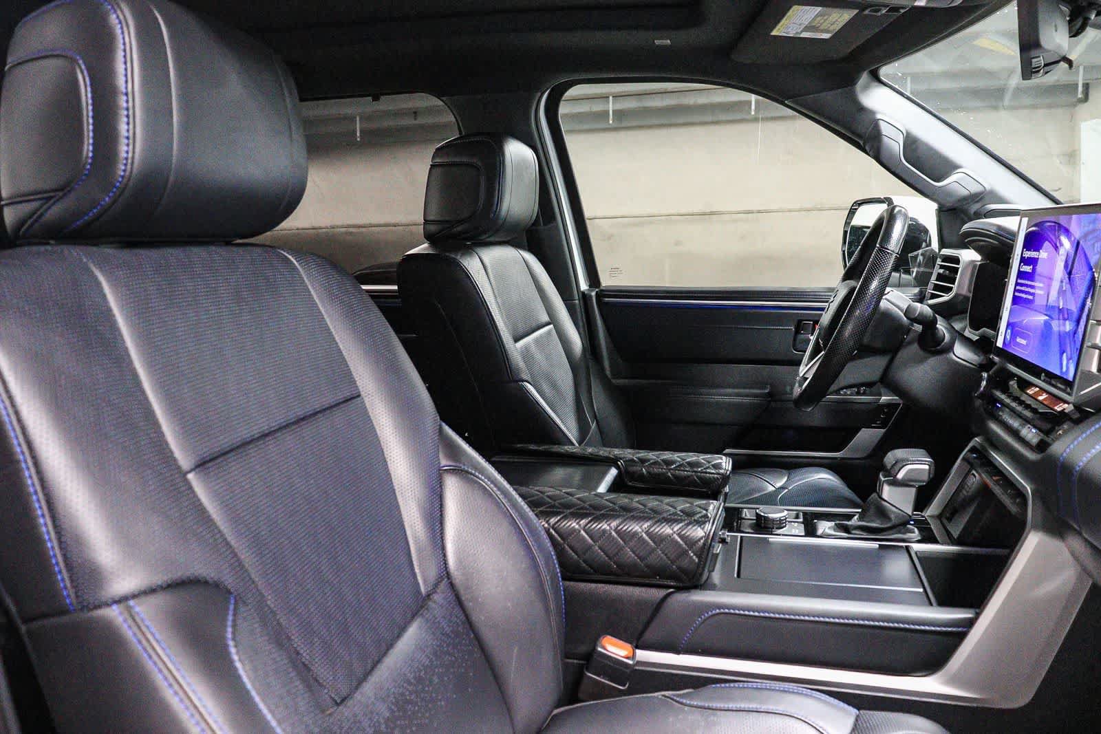 Used 2024 Toyota Tundra Platinum AWD/4WD image 19