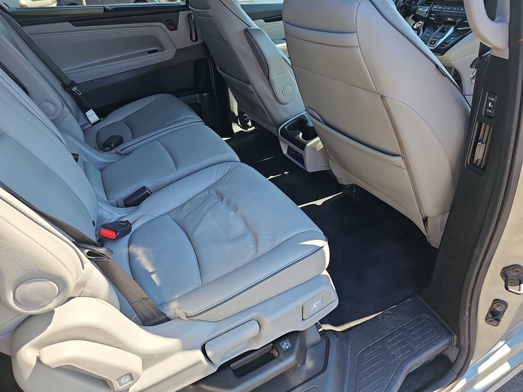 Used 2022 Honda Odyssey Elite image 14