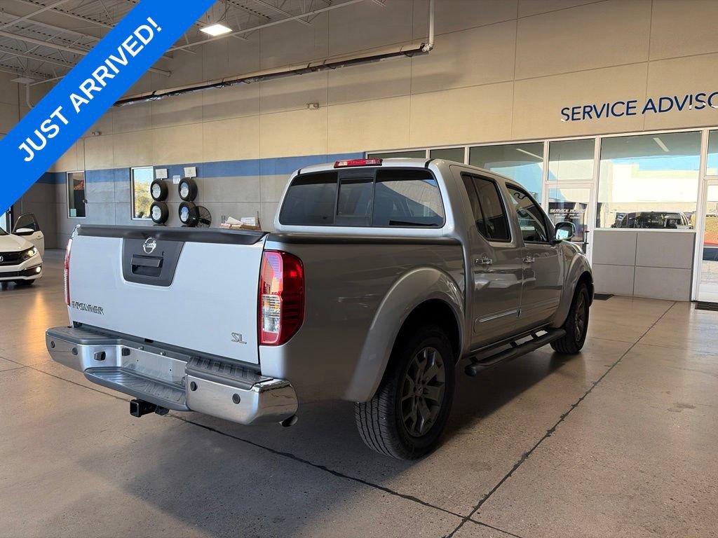 Used 2019 Nissan Frontier SL RWD image 3