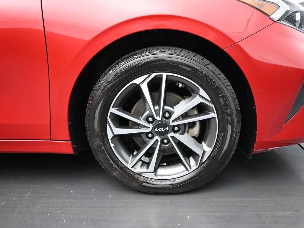 Used 2023 Kia Forte LXS image 10